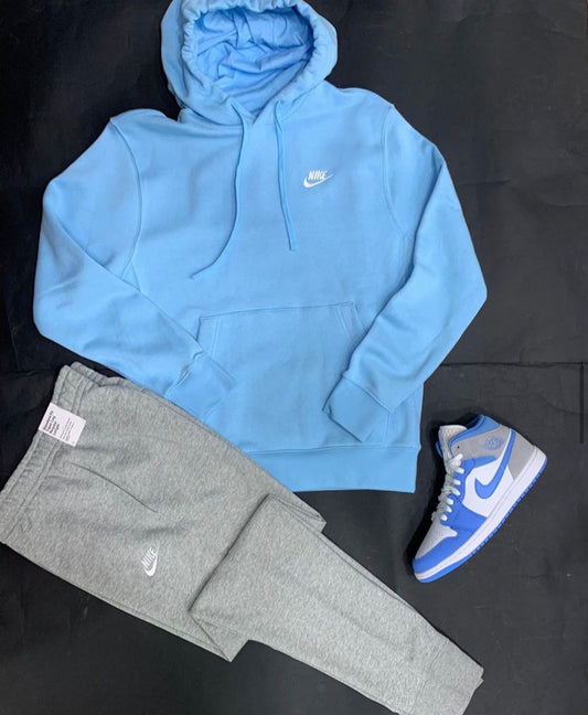 Combo Nike azzurro e grigio